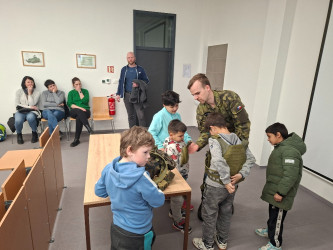 Návštěva kasáren Hranice-3